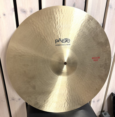 Paiste 602 20 Medium Ride - begagnad i gruppen Slagverk / Cymbaler / Cymbaler hos Musikanten i Umeå AB (2-219111)