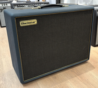 Blackstar CV30 Carmen Vandenberg - begagnad i gruppen Str�nginstrument / F�rst�rkare / Elgitarr hos Musikanten i Ume� AB (2-998148)