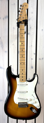 Fender Traditional 50s Stratocaster Japan - begagnad i gruppen Stränginstrument / Gitarr / Elgitarr hos Musikanten i Umeå AB (5-5361102303)