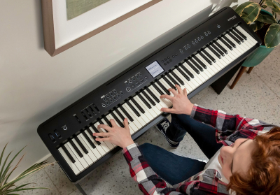 Roland FP-E50 Digital Piano i gruppen Klaviatur / Digitalpiano hos Musikanten i Umeå AB (7-FPE50)