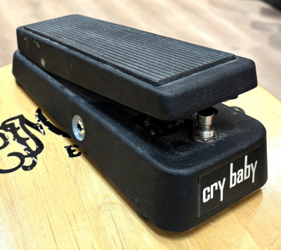Dunlop GCB95 Cry Baby Wah - begagnad i gruppen Str�nginstrument / Effekter / Effektpedaler gitarr hos Musikanten i Ume� AB (BIN7001097)