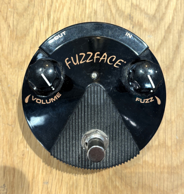 Dunlop JBF3B Joe Bonamassa Signature Fuzz Face - begagnad i gruppen Fynd & begagnat / Fynd & begagnat hos Musikanten i Umeå AB (BIN700586)