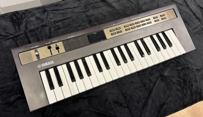 Yamaha Reface DX - begagnad i gruppen Fynd & begagnat / Fynd & begagnat hos Musikanten i Umeå AB (BIN700912)