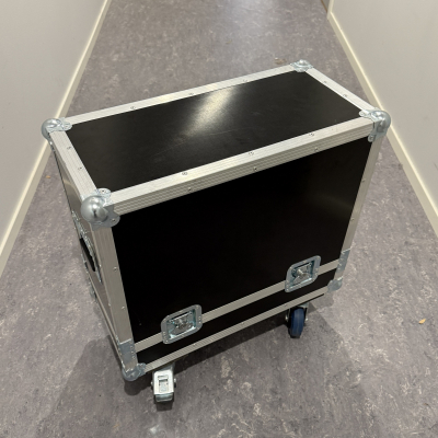 Flightcase gitarrförstärkare 60x49x26 i gruppen Stränginstrument / Förstärkare / Övrigt hos Musikanten i Umeå AB (BIN700968)