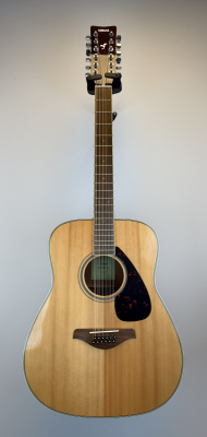 Yamaha FG820 -12 str�ngad - Begagnad i gruppen Str�nginstrument / Gitarr / St�lstr�ngade hos Musikanten i Ume� AB (BIN700991)