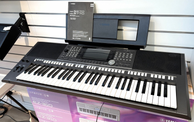 Yamaha PSR-S970 Workstation - begagnad i gruppen Fynd & begagnat / Fynd & begagnat hos Musikanten i Ume� AB (BIN701003)