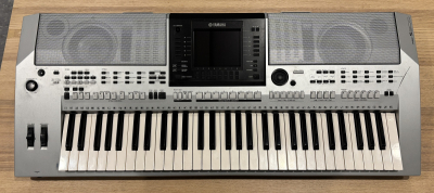 Yamaha PSR-S900 Workstation - begagnad i gruppen Fynd & begagnat / Fynd & begagnat hos Musikanten i Ume AB (BIN900232)