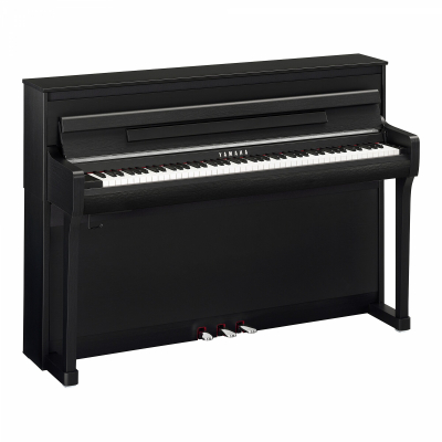 Yamaha Clavinova CLP-885B sett snett framifrån
