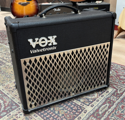 Vox AD15VT Gitarrförstärkare - begagnad i gruppen Stränginstrument / Förstärkare / Elgitarr hos Musikanten i Umeå AB (M700390)