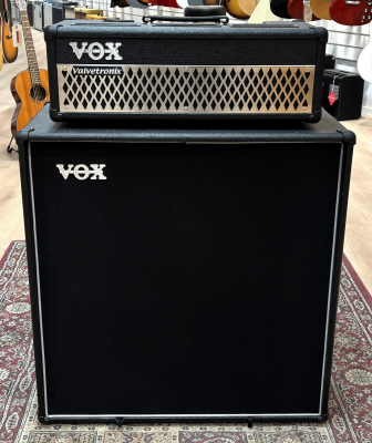 Vox AD100VTH + 4x12 kabinett - begagnad i gruppen Str�nginstrument / F�rst�rkare / Elgitarr hos Musikanten i Ume� AB (M700620)