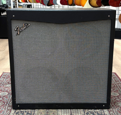 Fender Mustang V 4x12 Kabinett - begagnad i gruppen Stränginstrument / Förstärkare / Elgitarr hos Musikanten i Umeå AB (M700707)