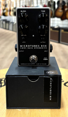 Darkglass Microtubes B3K v2 - begagnad i gruppen Stränginstrument / Effekter / Effektpedaler bas hos Musikanten i Umeå AB (M700761)