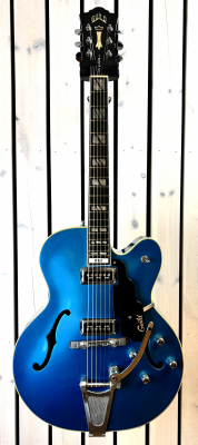 Guild X150D inkl. case - begagnad i gruppen Stränginstrument / Gitarr / Elgitarr hos Musikanten i Umeå AB (M700972)