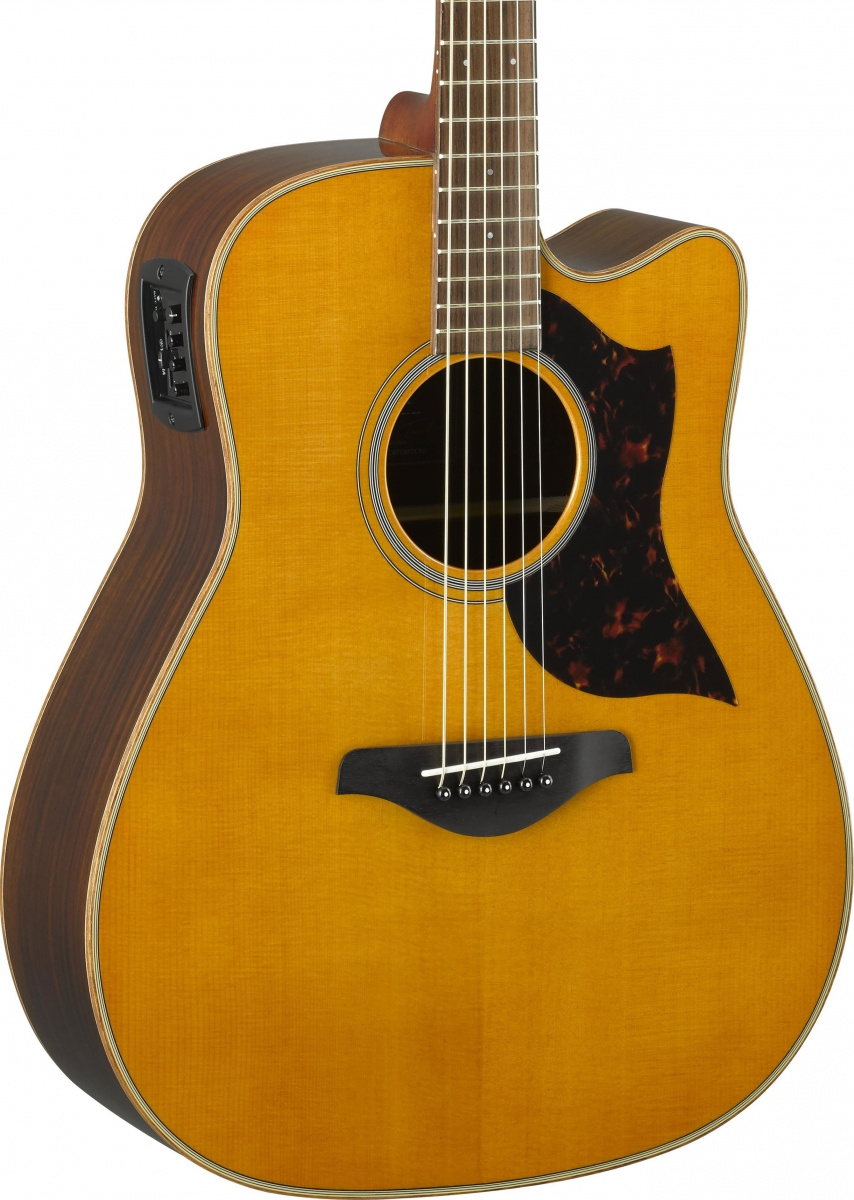 Yamaha A1RII St�lstr�ngad - vintage natural