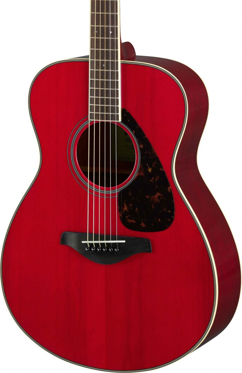 Yamaha FS820 - Ruby Red