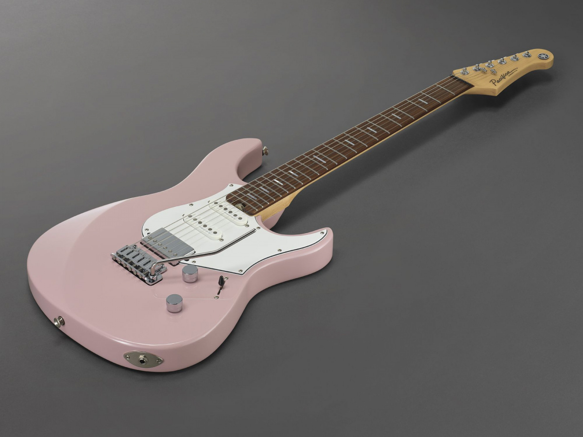 Yamaha Pacifica Standard Plus - Ash Pink