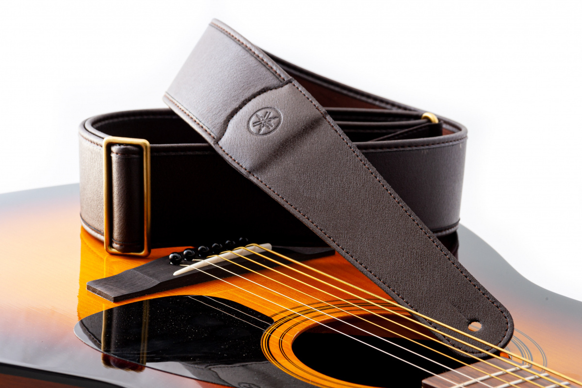 Yamaha RightOn Performer Dark Brown Axelband