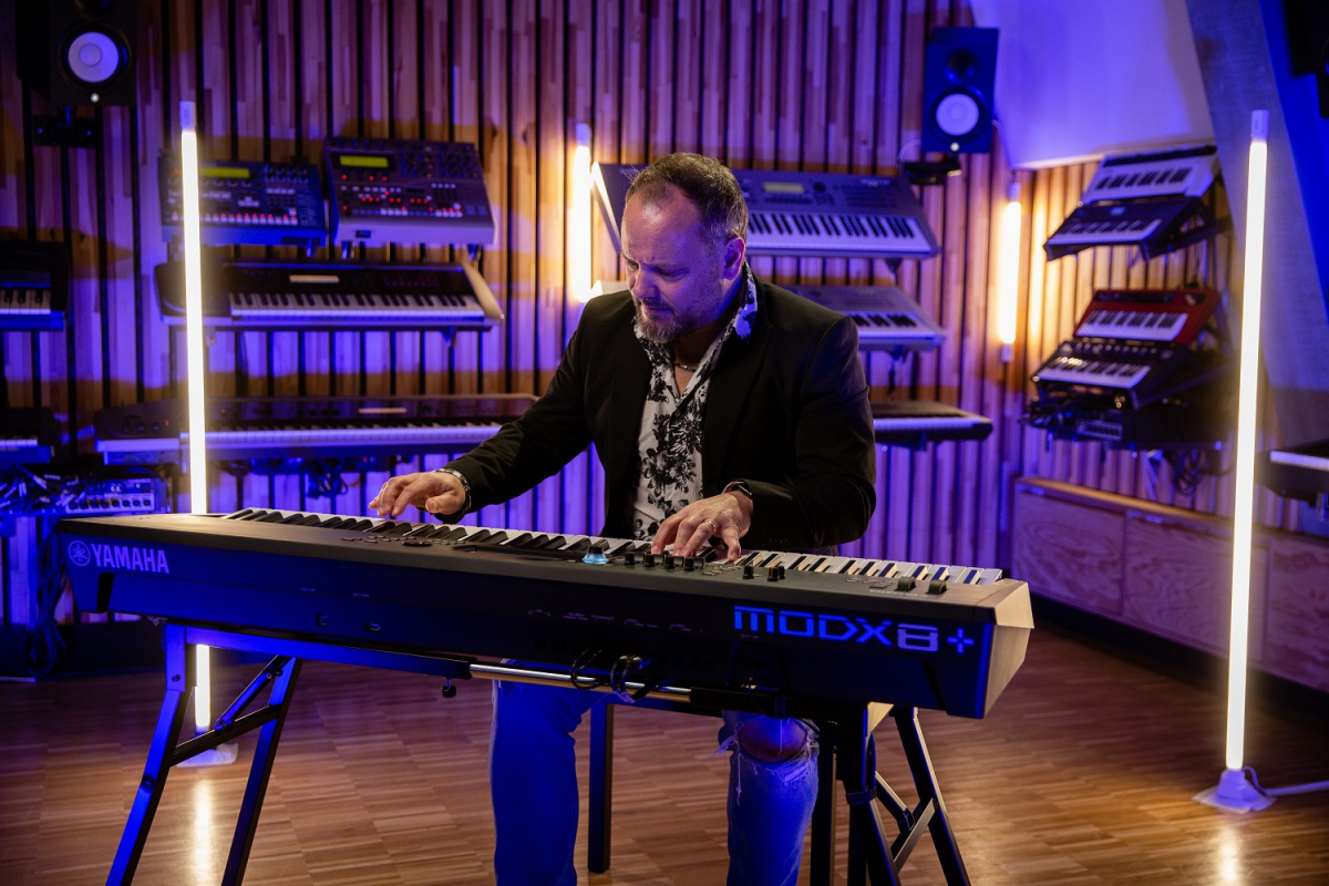 Yamaha MODX8+ Synthesizer
