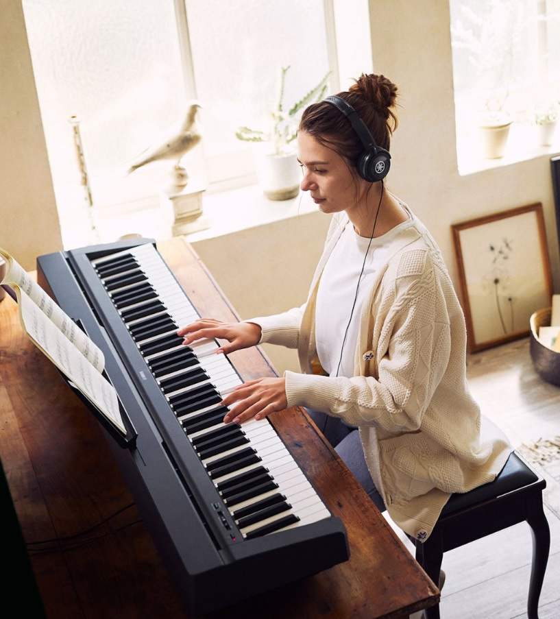 Yamaha P-45B Digitalpiano