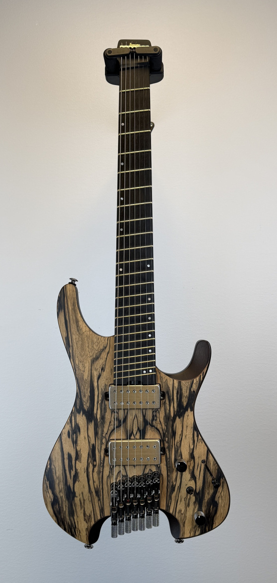 Ibanez QX527PE Quest [7-str]