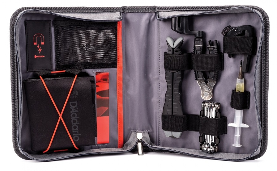 DAddario PW-EGMK-01 Premium Electric Guitar Maintenance Kit