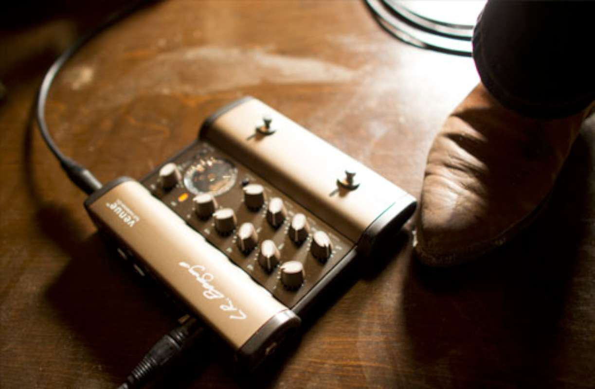 LR Baggs Venue DI Preamp / Direktbox