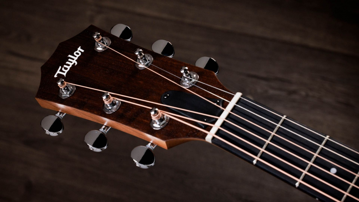 Taylor 14ce Grand Auditorium