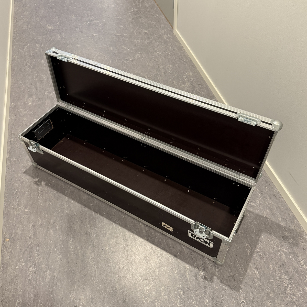 Thon Accessory Case 120x30x30