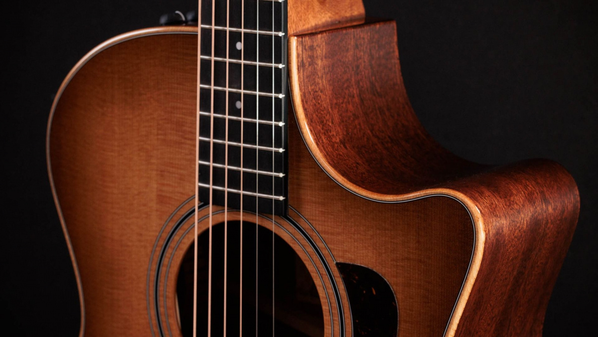 Taylor 314ce Studio - Shaded Edgeburst