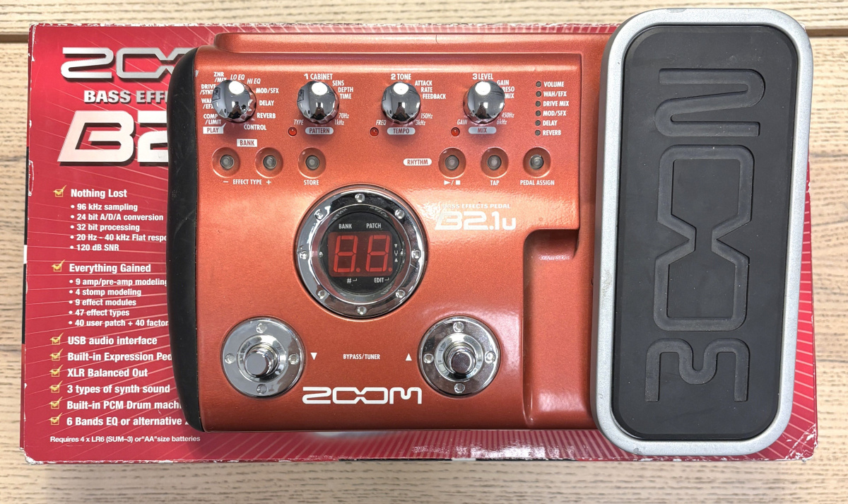 Zoom B2.1U Multieffekt Bas - begagnad
