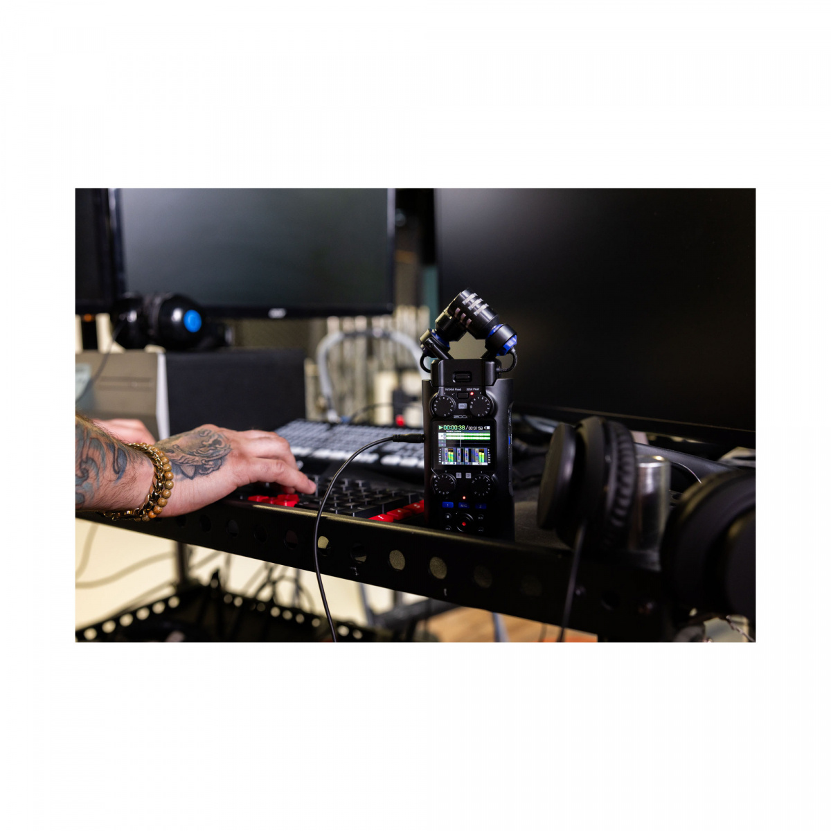 Zoom H5studio Mobile Recorder