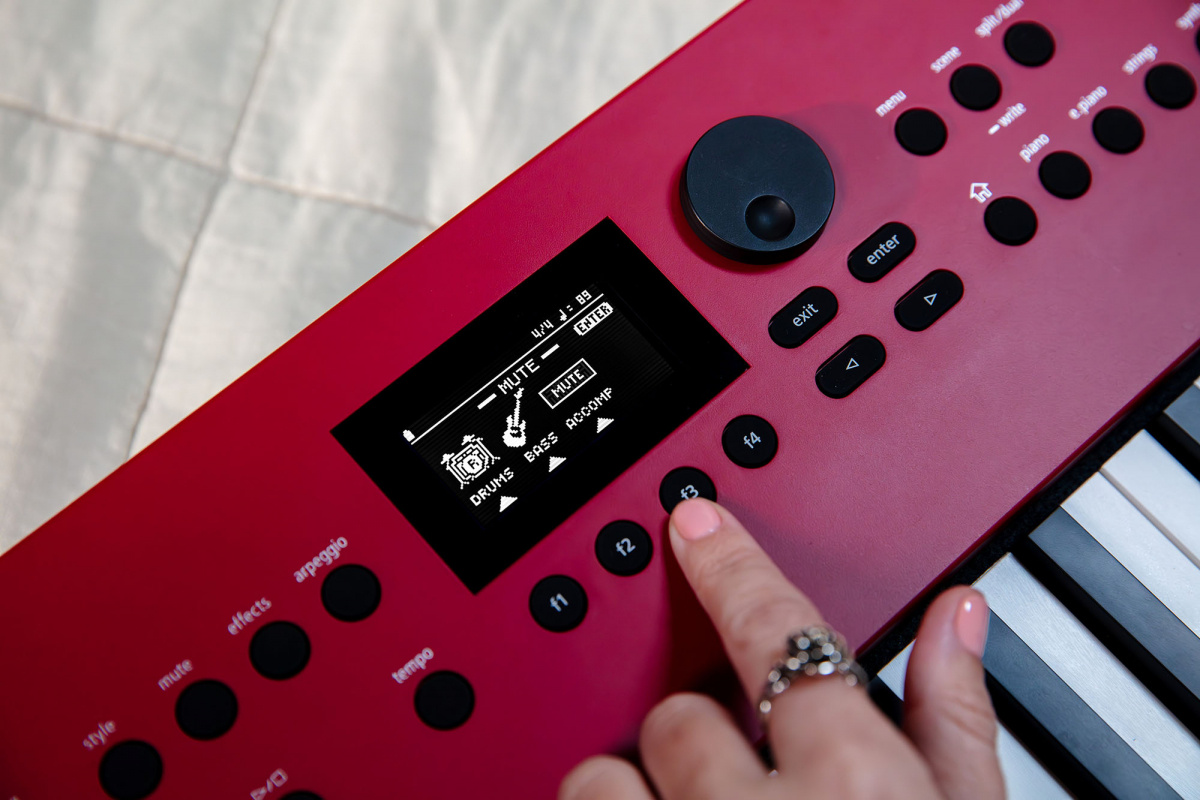 Roland GO:KEYS 3 - Dark Red