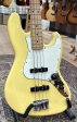 Fender Player Jazz Bass - Buttercream Fender Player Jazz Bass - Buttercream