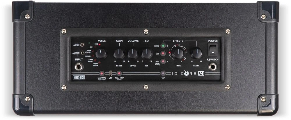 Ovansidan av en Blackstar ID:Core 40 V4 gitarrf�rst�rkare