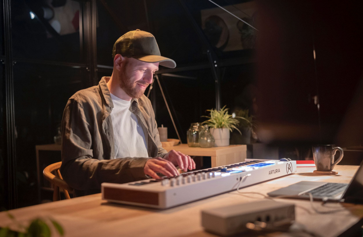 Arturia Keylab Essential 49 MK3 - white