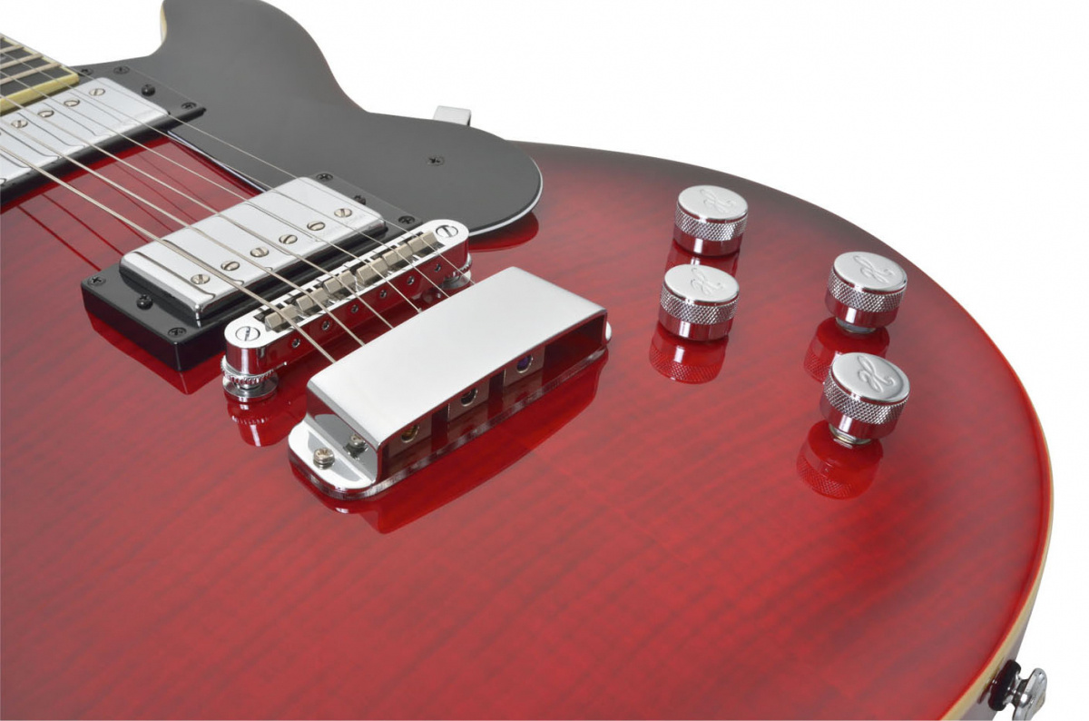 Hagstr�m Swede MK3 - Crimson Flame
