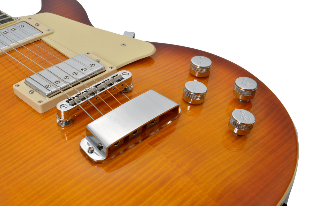 Hagstr�m Super Swede MK3 - X-tra Special Old Pale