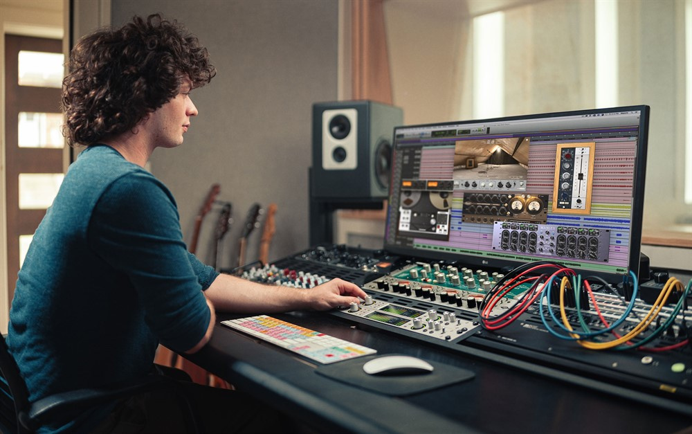 Universal Audio Apollo x8 Gen2 Essential