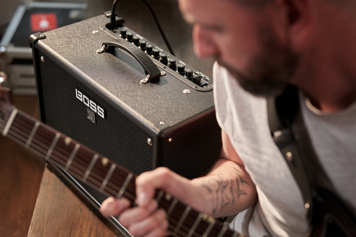 Boss Katana 50 gitarrf�rst�rkare med massvis av inbyggda ljud och effekter