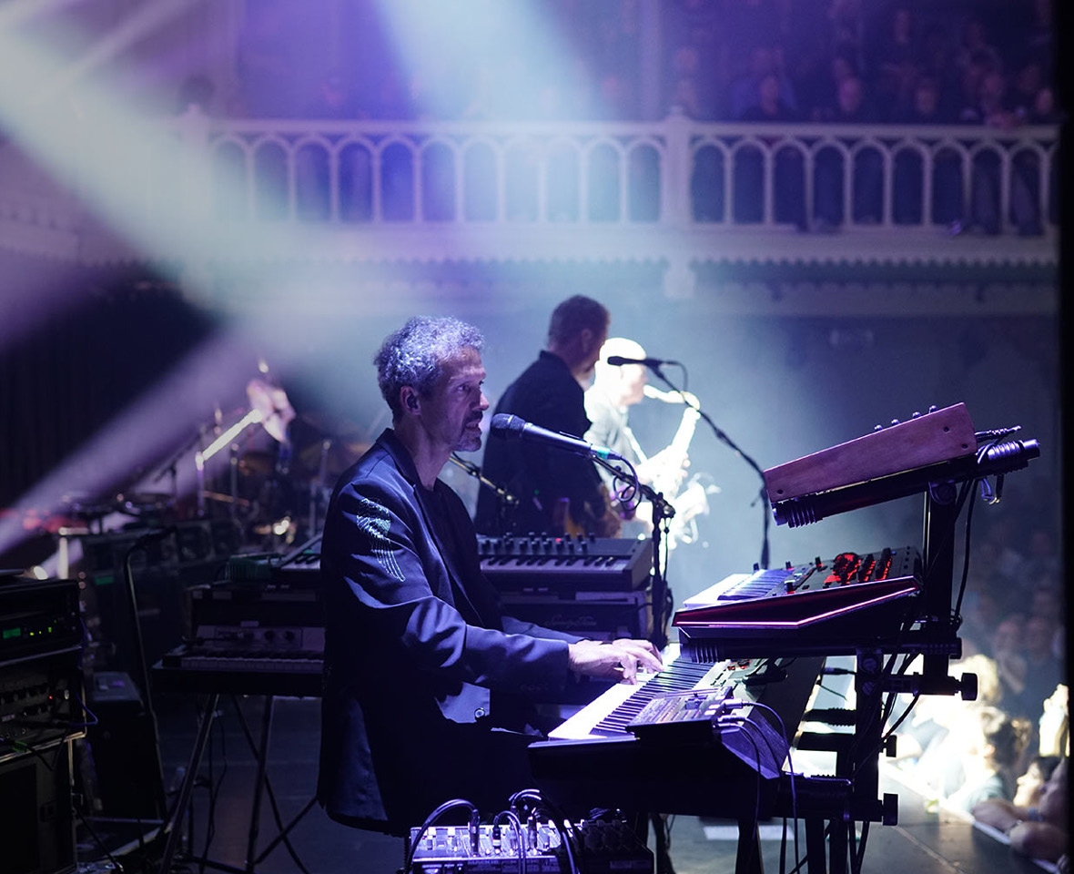 Rolands flaggskepp bland stagepianon, RD-2000 EX