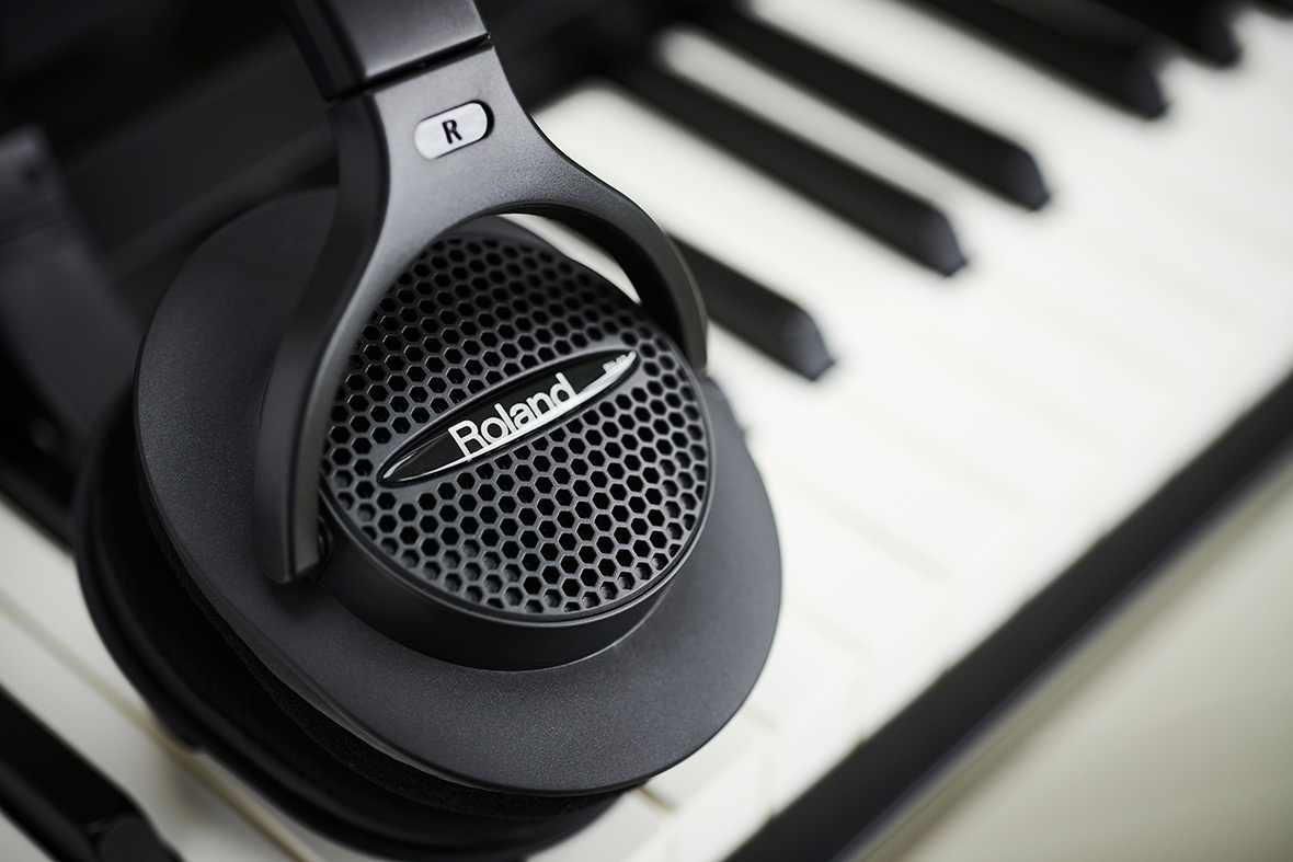 Roland RH-A7-BK H�rlur