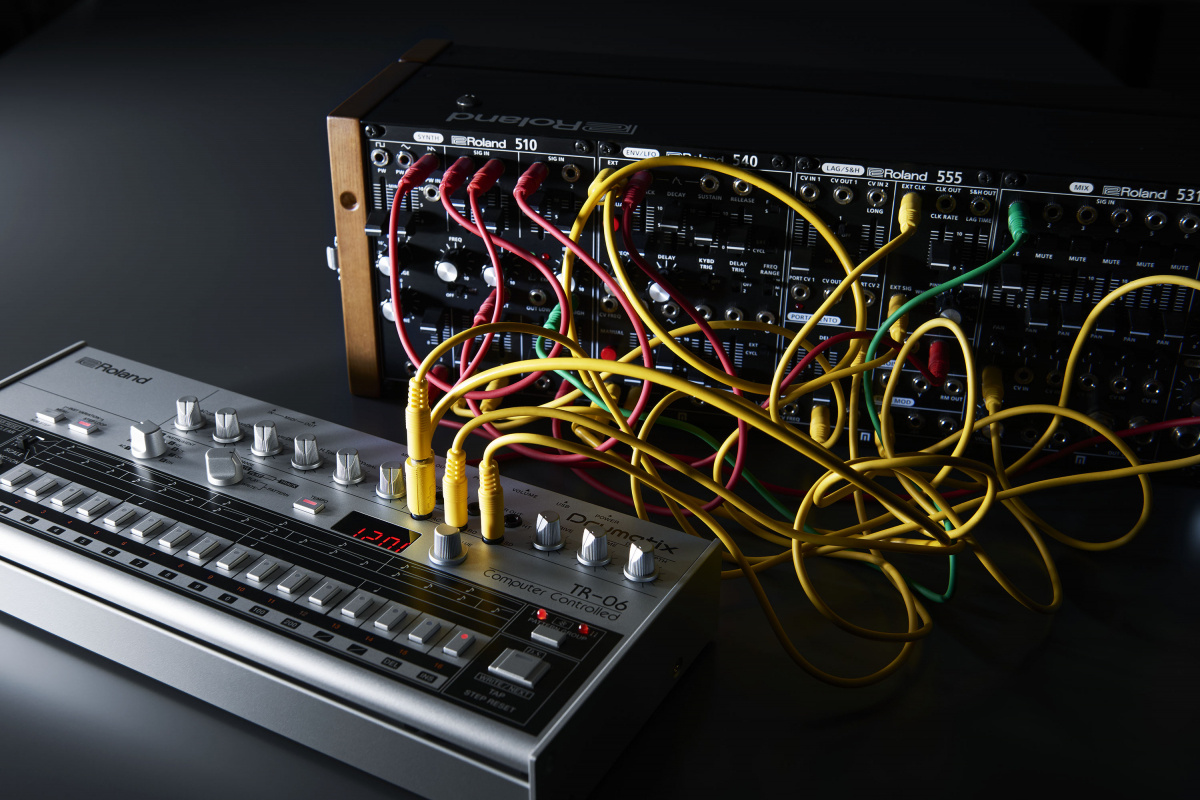 Roland TR-06 Drumatix