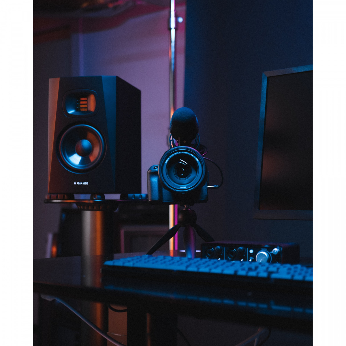 Adam Audio T5V Studiomonitor