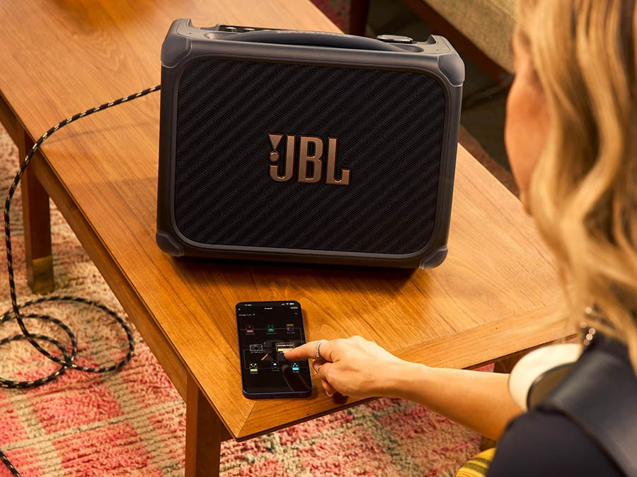 JBL BandBox Trio gitarrförstärkare med effekter och dedikerad app