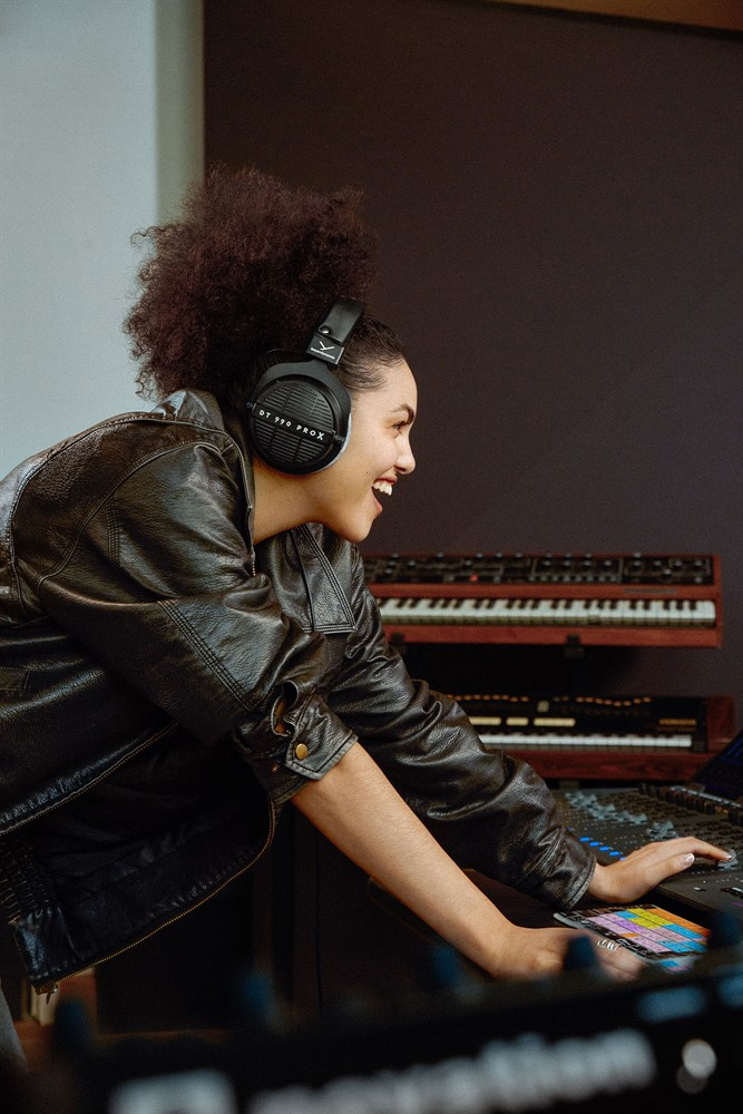 Beyerdynamic DT 990 PRO X