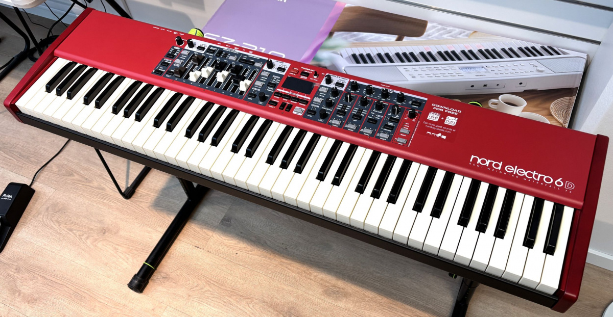 Nord Electro 6D 73 - Begagnad