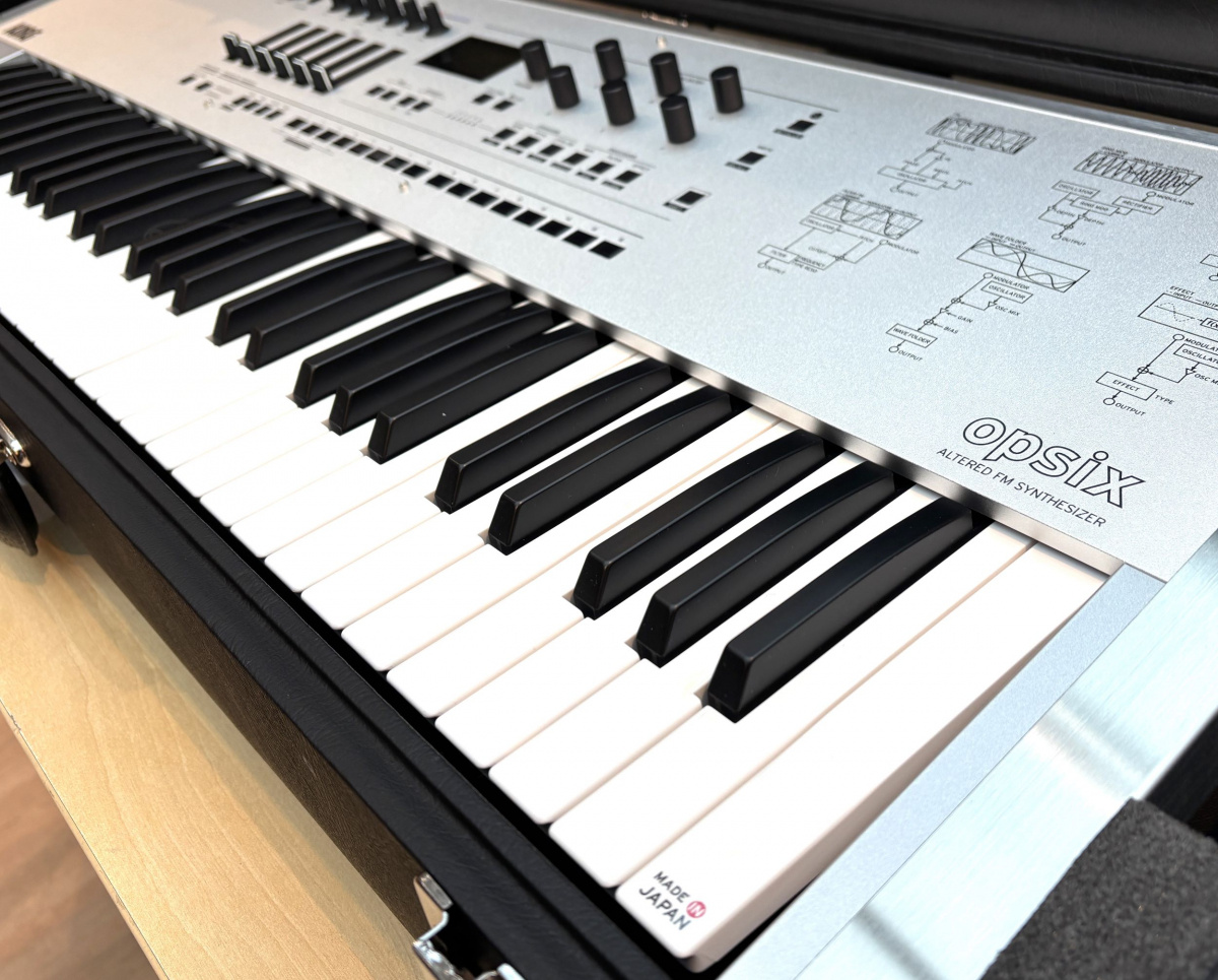 Korg Opsix SE Platinum - begagnad