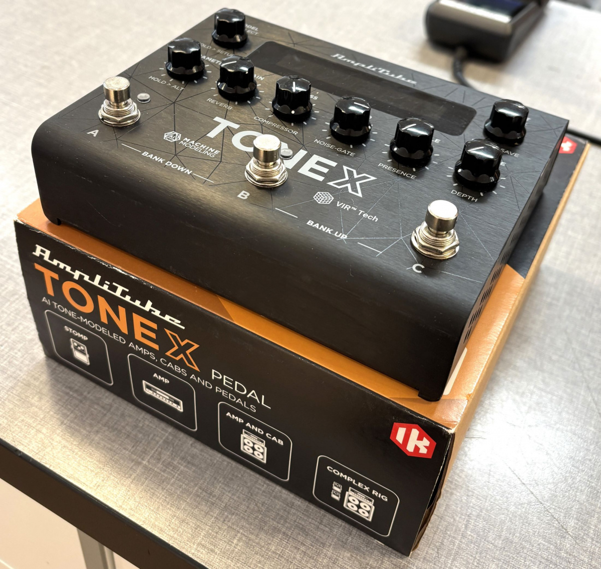 IK Multimedia ToneX Pedal - begagnad