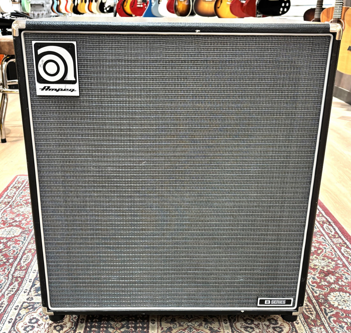 Ampeg B410HE 4x10 Baskabinett - begagnad
