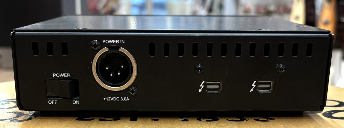 Universal Audio UAD-2 Satellite QUAD Thunderbolt 2 - begagnad
